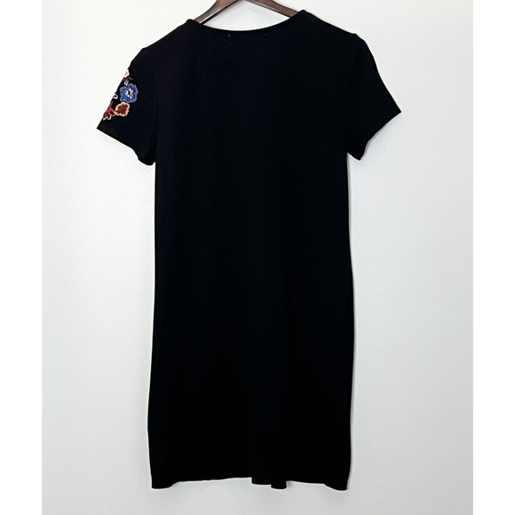 Philosophy Sheath Dress Size Small Black Embroidered Flowers Spanish‎ Stretch - Picture 3 of 4